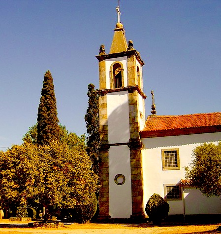 Missa celebrada em Santiago de Cassurrães