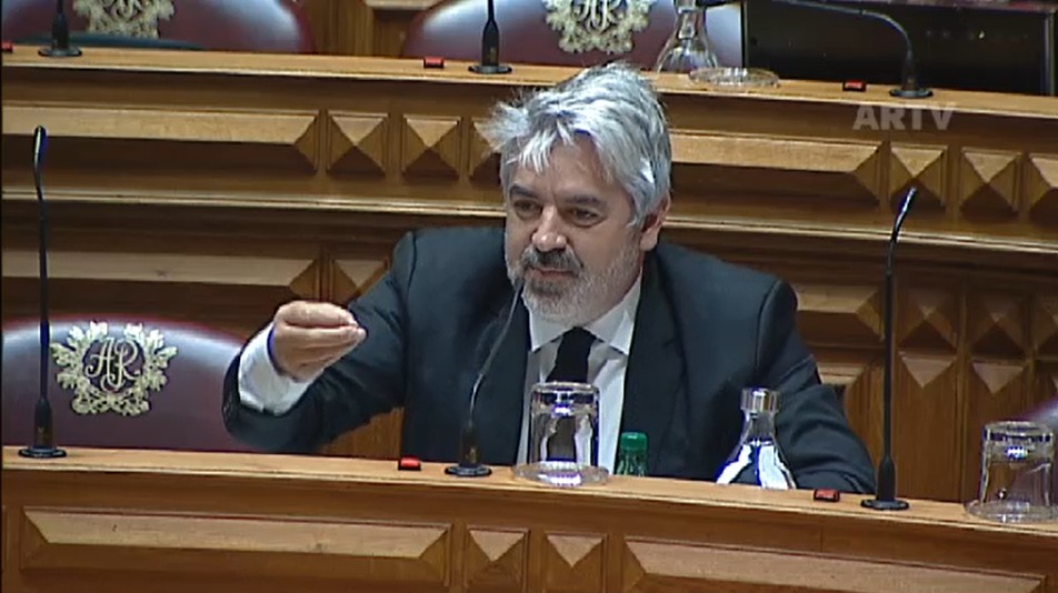 Deputado João Azevedo (PS) pede mais desconto das portagens das ex-SCUT, “ou até acabar as portagens”