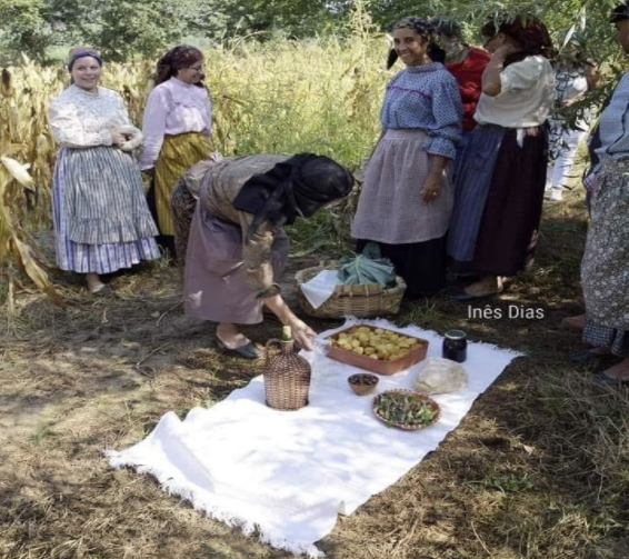 AS VIDAS ALDEÃS DAS CRIANÇAS DA BEIRA ALTA, ANOS 50 E 60, TAL COMO AS VIVI