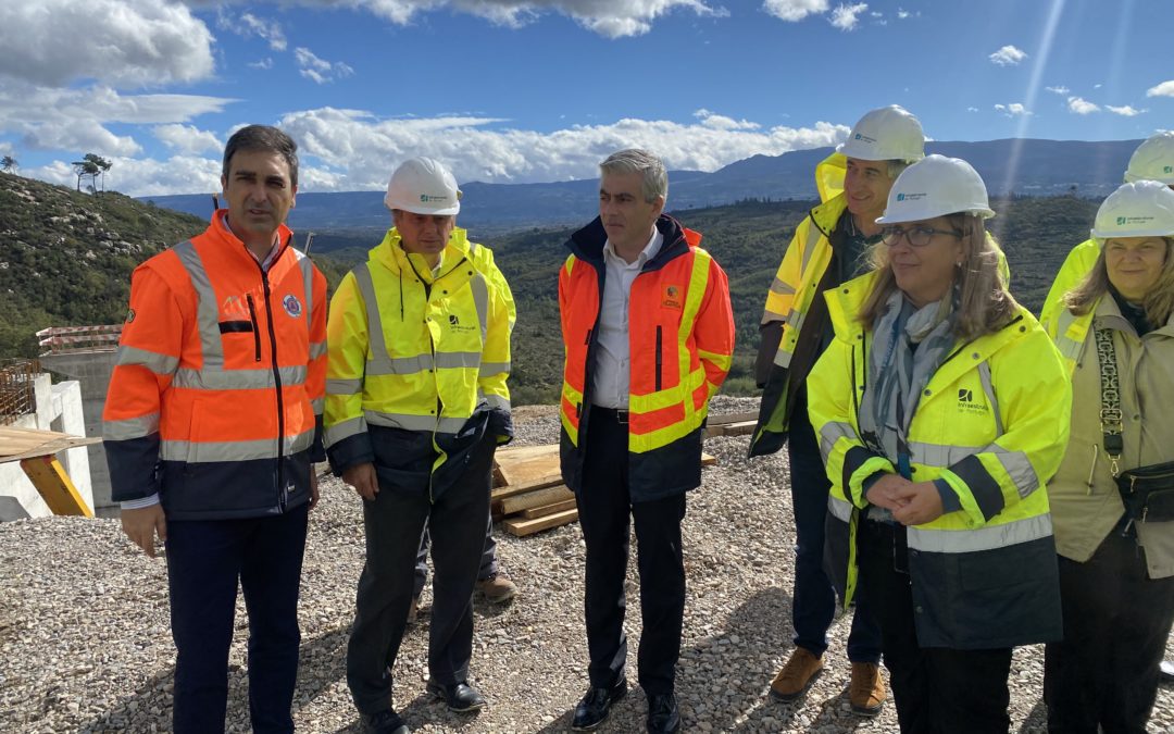 Autarcas da região visitaram obras da Linha da Beira Alta